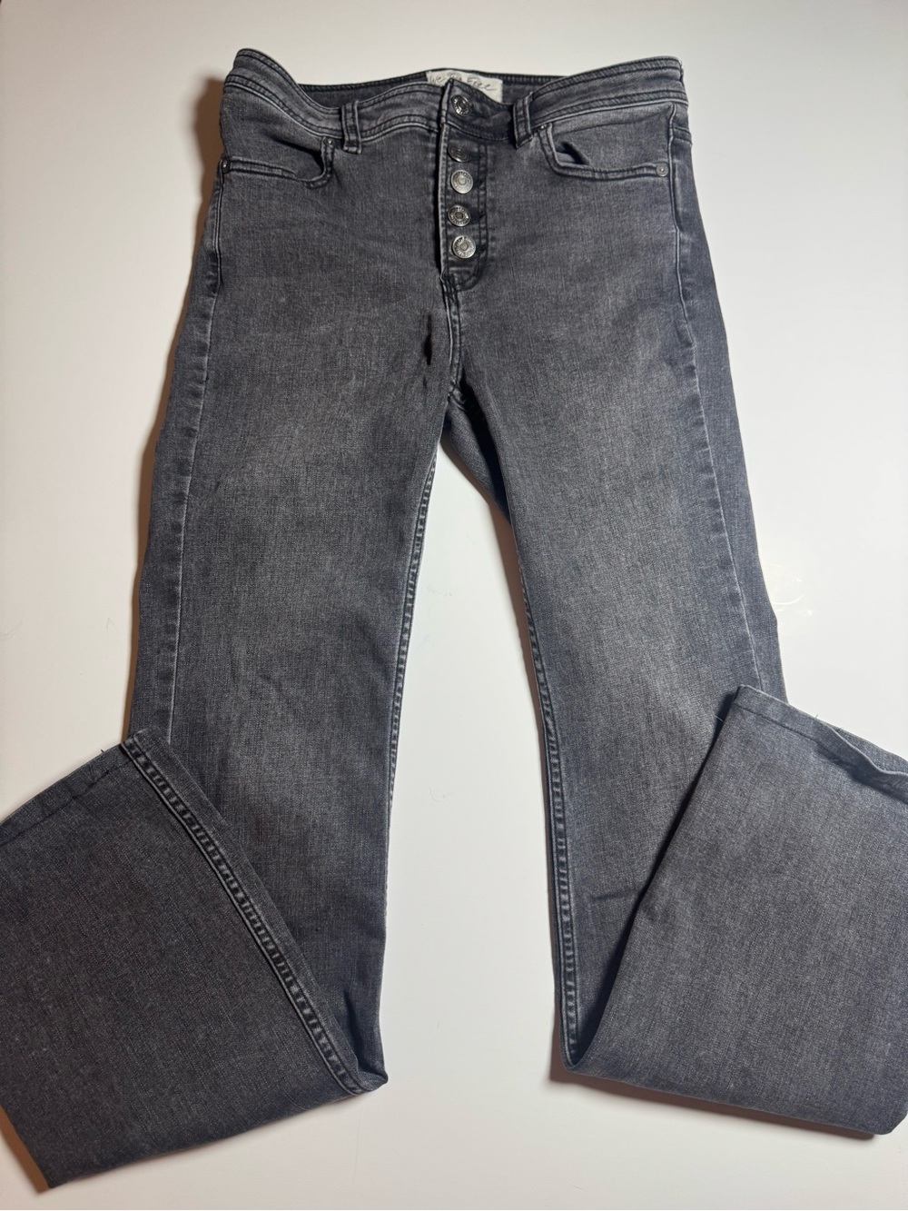 WE THE FREE Womens Gray Button-Fly Jeans! Size 28!